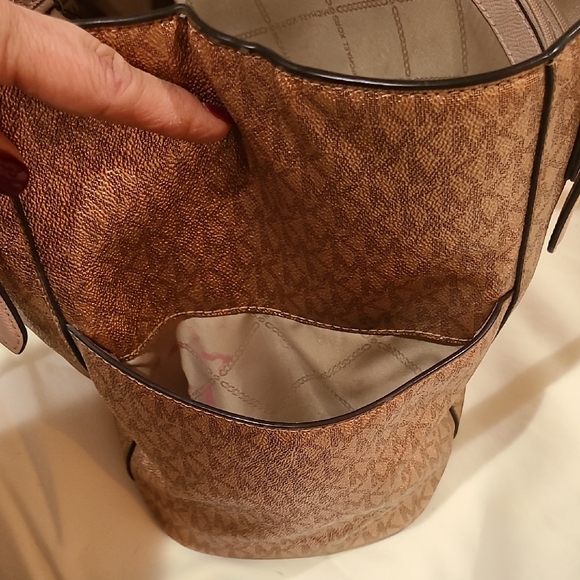 Michael Kors Metallic Pink Tote Bag - Picture 8 of 9